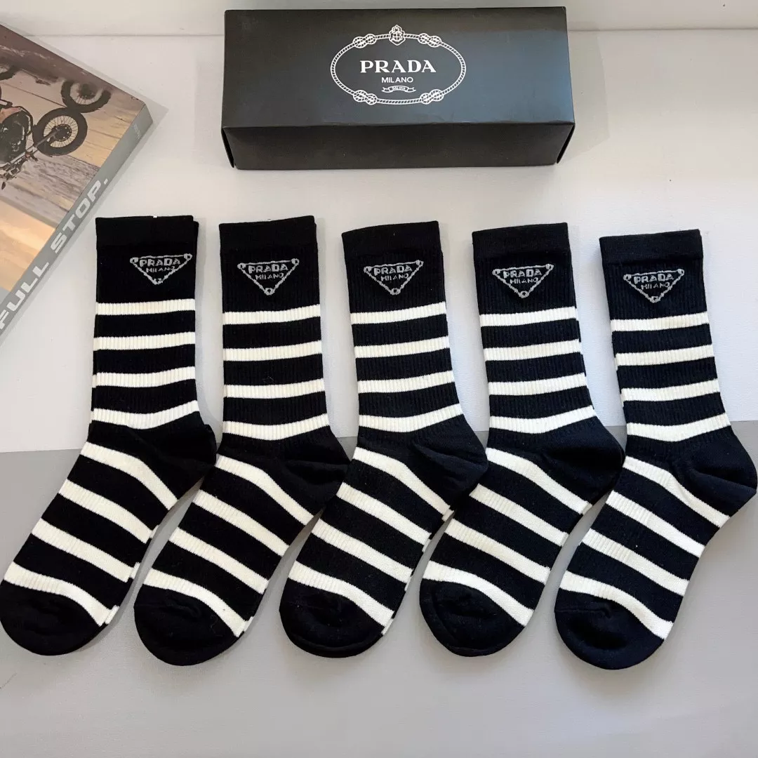 prada chaussettes s_1272b03